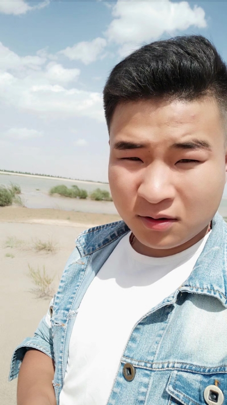 王强的第一张照片--驻马店相亲服务中心