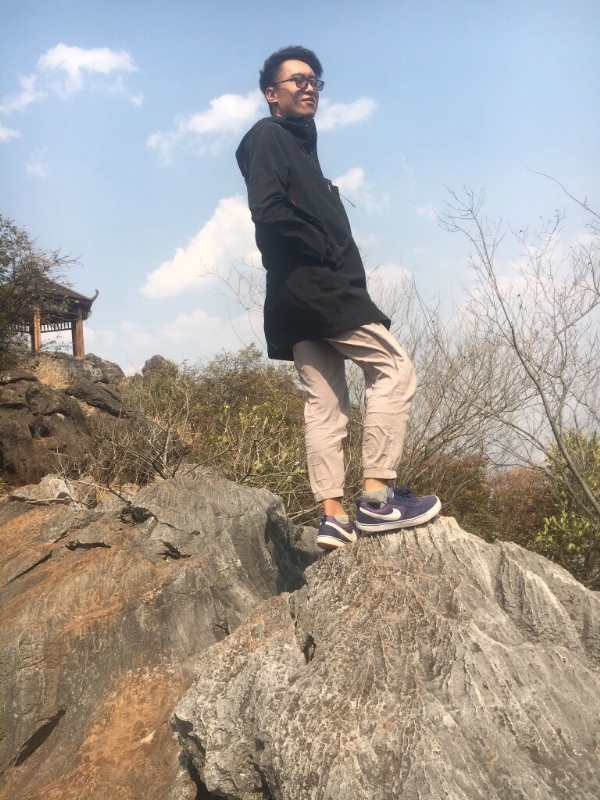 雨夜寻知己的第一张照片--驻马店相亲服务中心