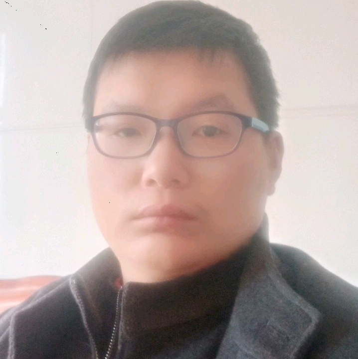 小男人的第一张照片--驻马店相亲服务中心