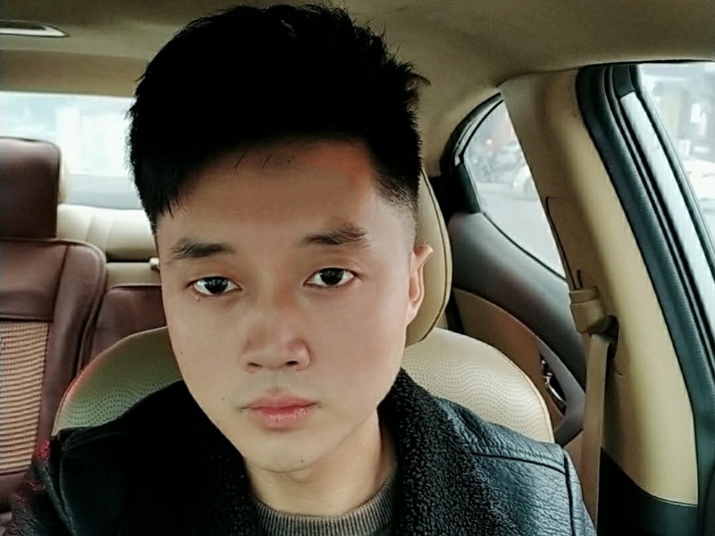 热心市民小林的第一张照片--驻马店相亲服务中心