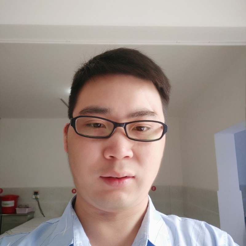 漂泊的孤影的第一张照片--驻马店相亲服务中心