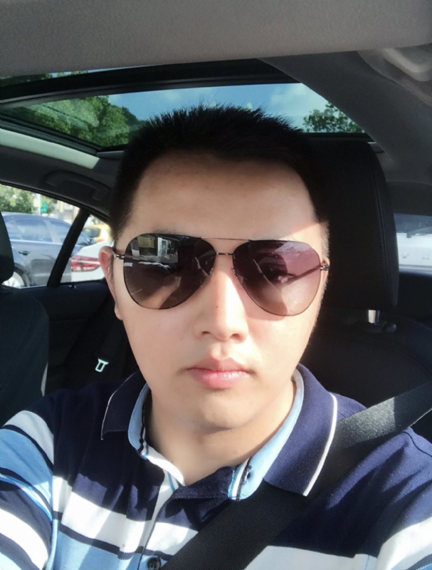 郑昊的第一张照片--驻马店相亲服务中心