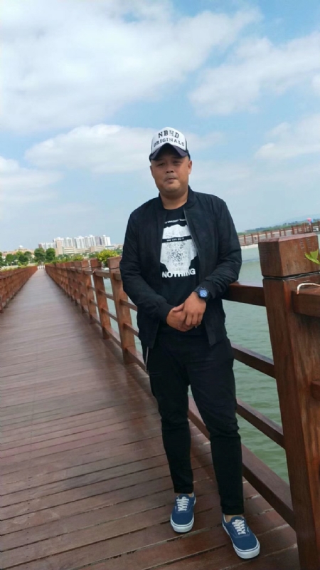 人生如戏的第二张照片--驻马店相亲服务中心