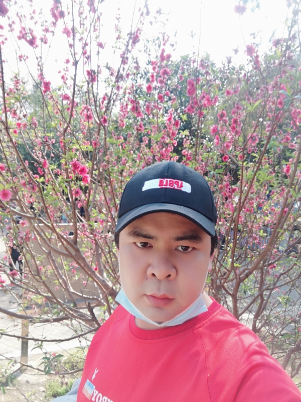 真心交友的第一张照片--驻马店相亲服务中心