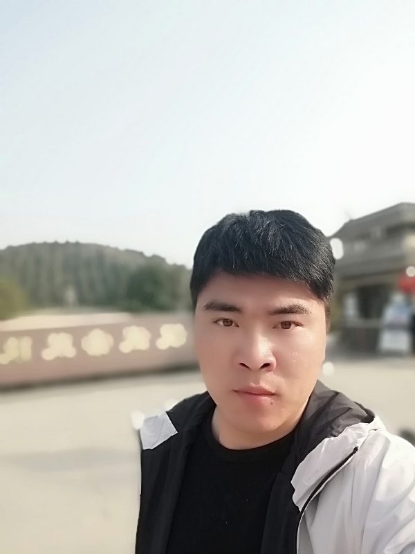 long7的第一张照片--驻马店相亲服务中心