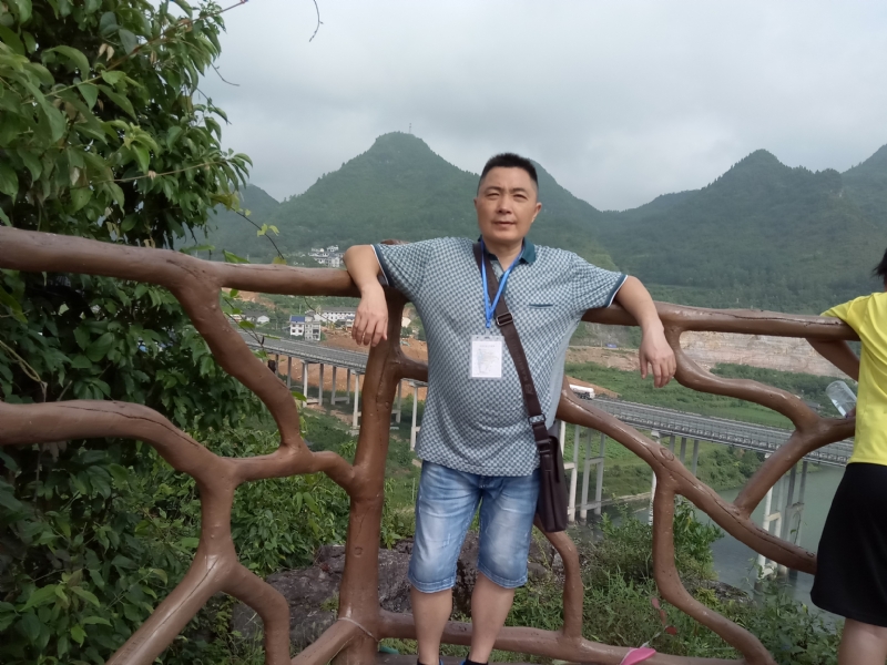 岁月无声的第一张照片--驻马店相亲服务中心