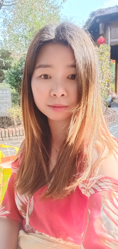 赫赫的第一张照片--驻马店相亲服务中心