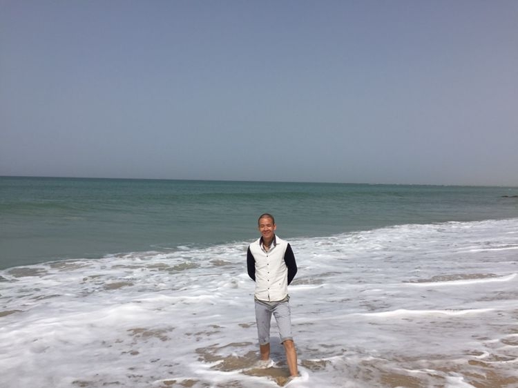 文字的忧伤的第一张照片--驻马店相亲服务中心