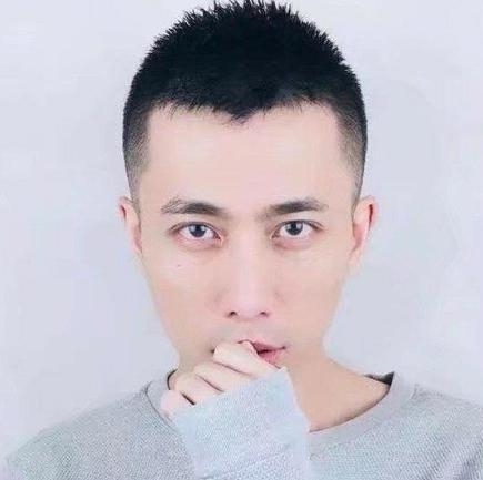 辛酉的第一张照片--驻马店相亲服务中心