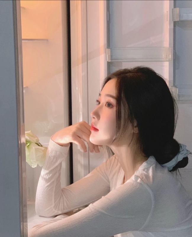 風吹過臉頰的第一张照片--驻马店相亲服务中心