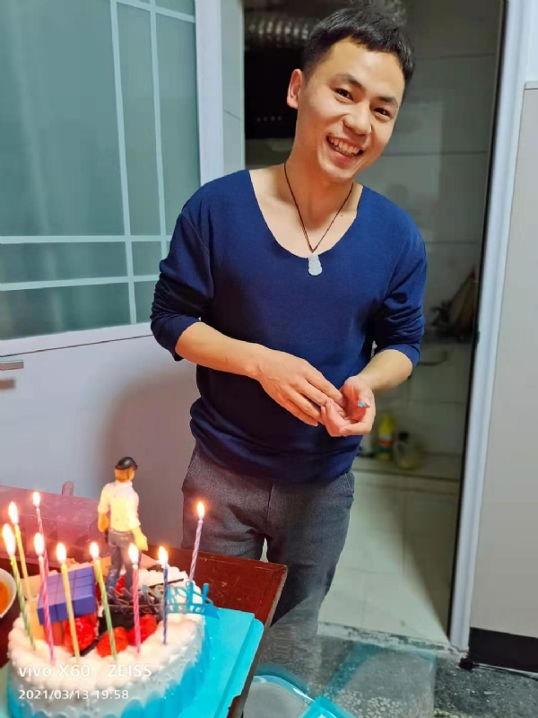 找结婚对象的第一张照片--驻马店相亲服务中心