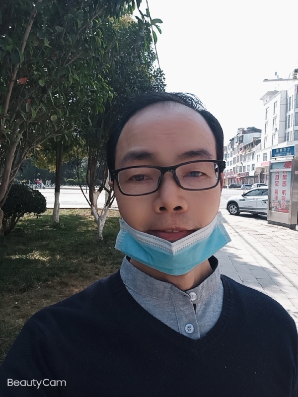 开心生活的第一张照片--驻马店相亲服务中心