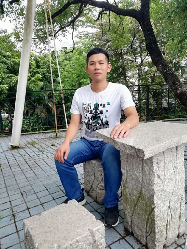 冷夜的第一张照片--驻马店相亲服务中心