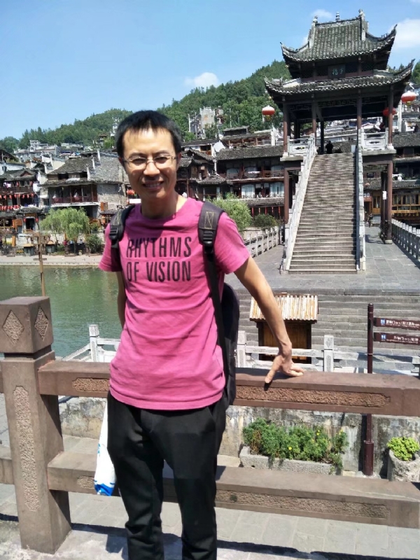 会飞的鱼的第一张照片--驻马店相亲服务中心