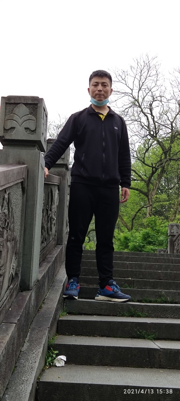 翁的第一张照片--驻马店相亲服务中心