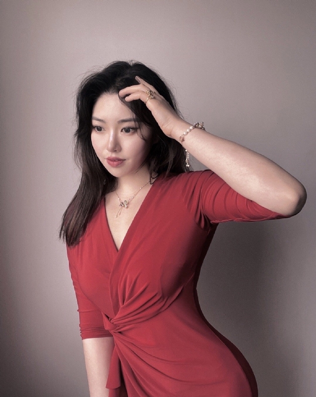 YANGYANG的第一张照片--驻马店相亲服务中心