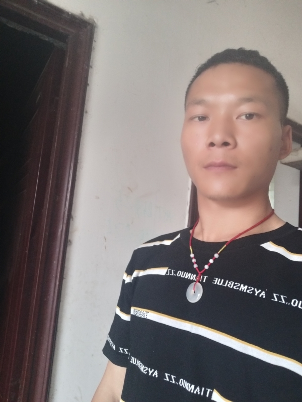 爱，请深爱的第二张照片--驻马店相亲服务中心