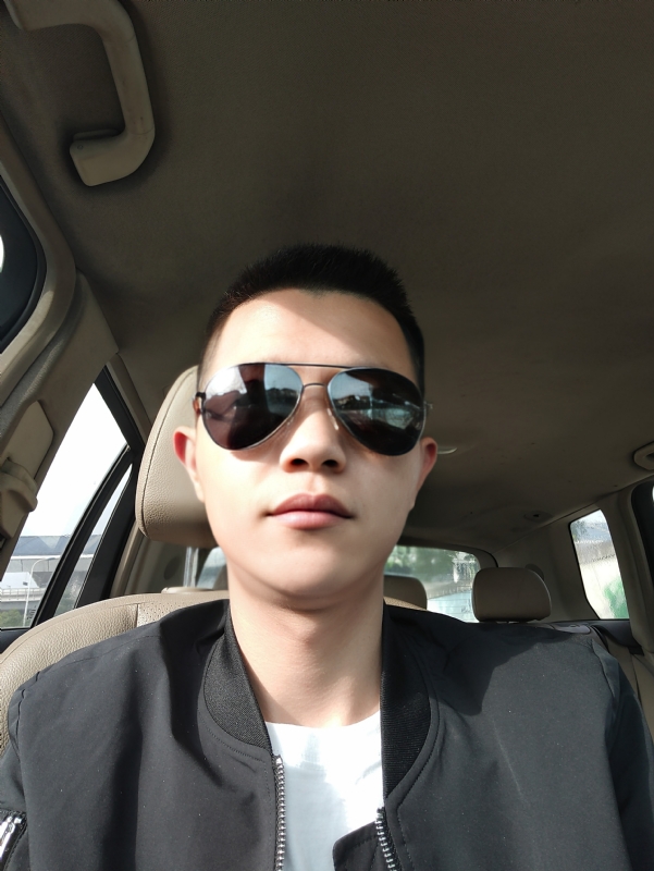 葛先生的第一张照片--驻马店相亲服务中心