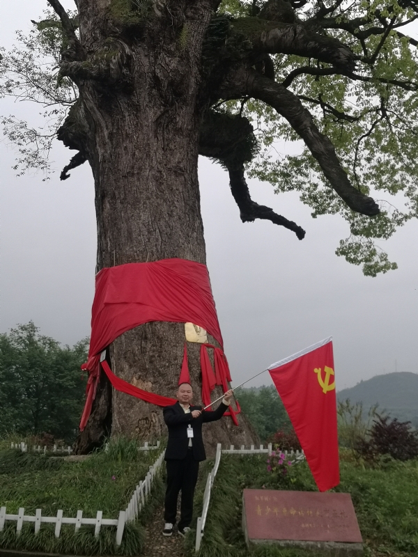 辉辉的第一张照片--驻马店相亲服务中心