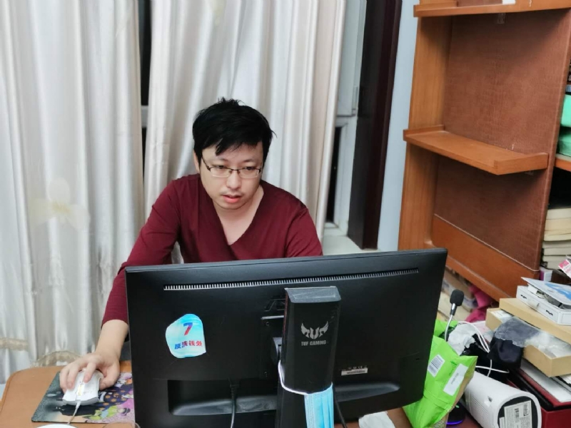 津彩的第一张照片--驻马店相亲服务中心