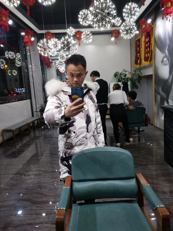 简单的第一张照片--驻马店相亲服务中心