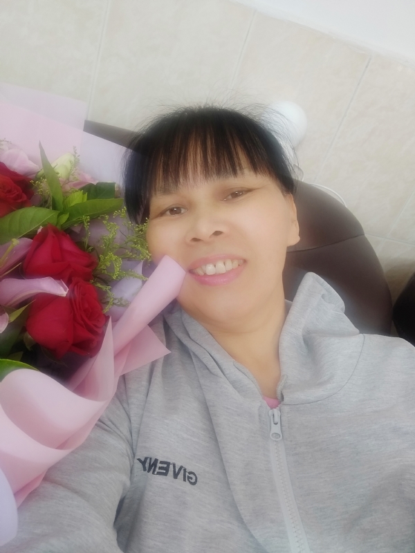 言言的第一张照片--驻马店相亲服务中心