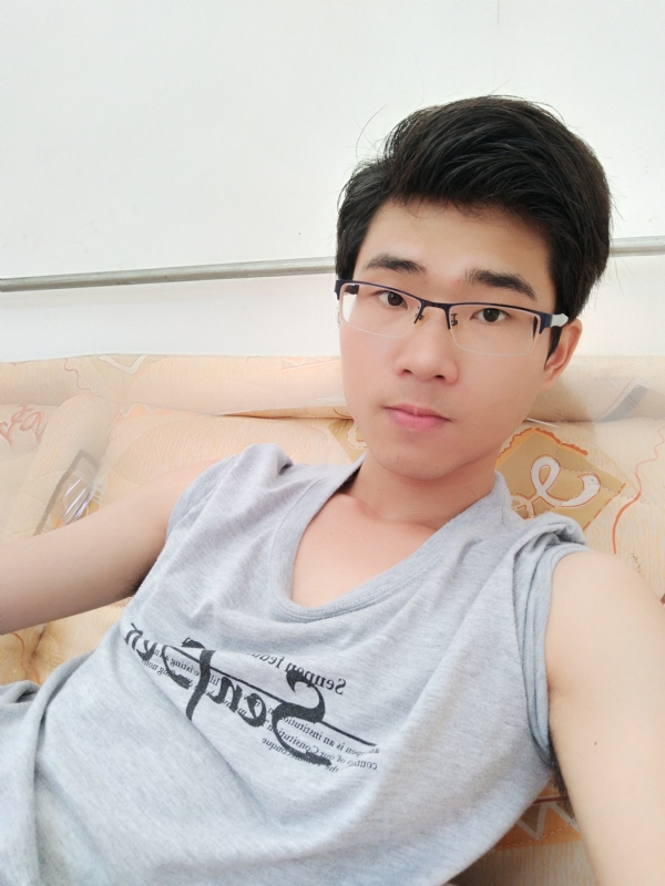 南国大帝的第一张照片--驻马店相亲服务中心