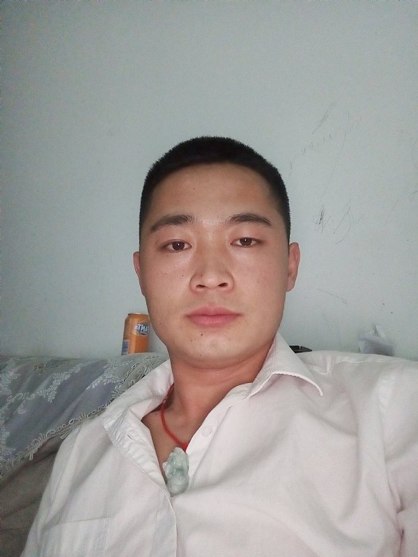 也许太年轻的第一张照片--驻马店相亲服务中心