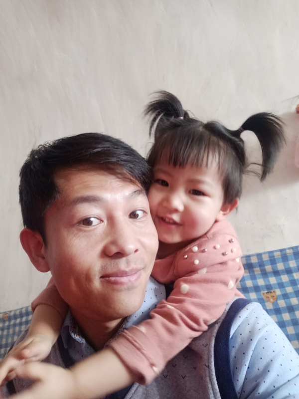 东京塔的第一张照片--驻马店相亲服务中心