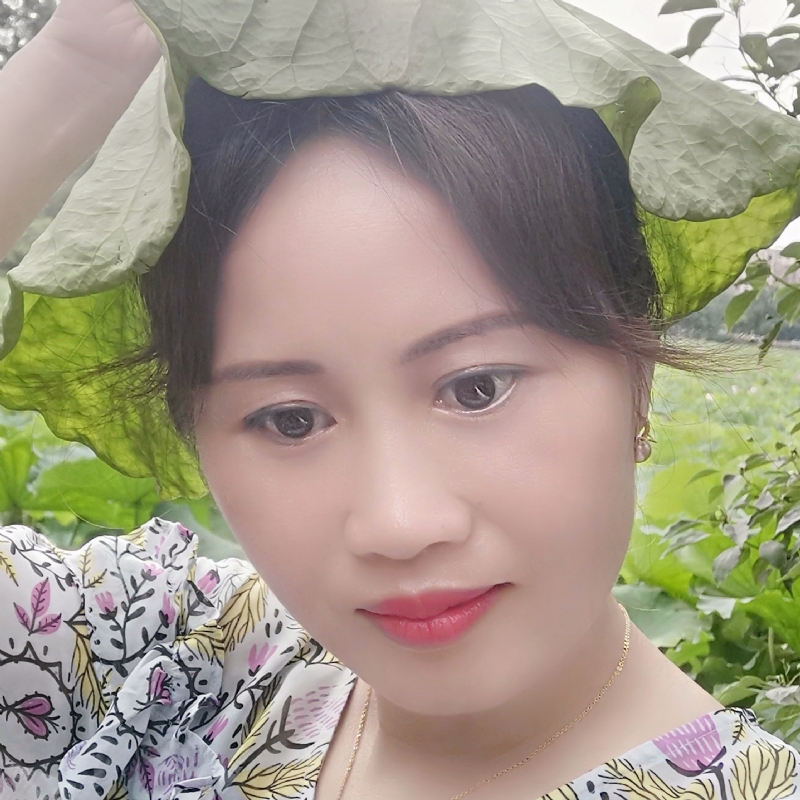 花开半夏的第一张照片--驻马店相亲服务中心