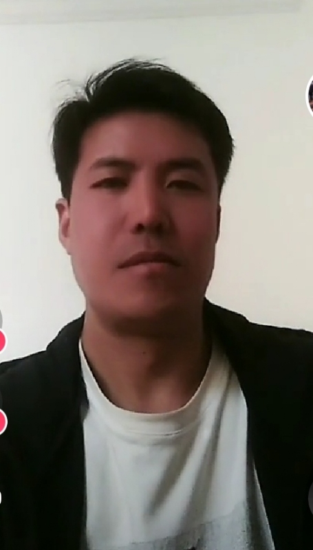 王显平的第一张照片--驻马店相亲服务中心