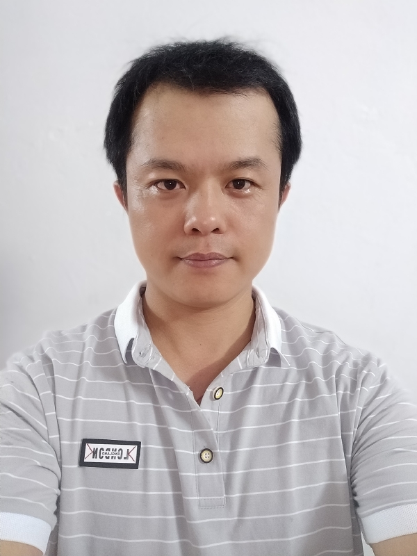 冰河的第二张照片--驻马店相亲服务中心