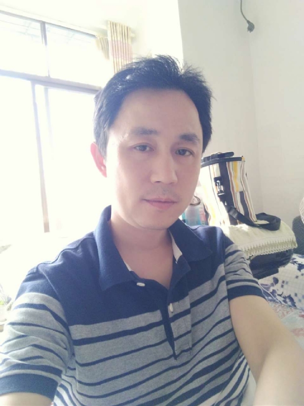 如果爱请深爱的第二张照片--驻马店相亲服务中心