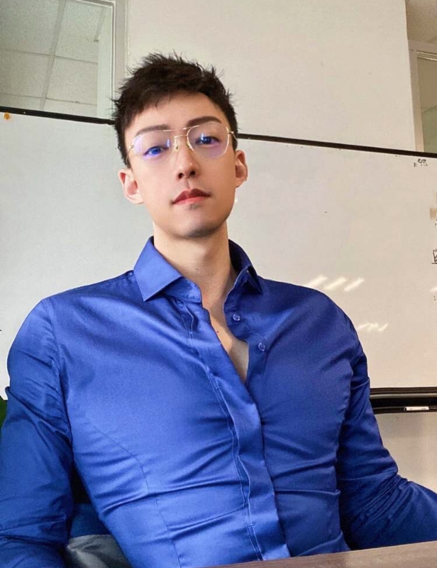 黎明的梦的第一张照片--驻马店相亲服务中心