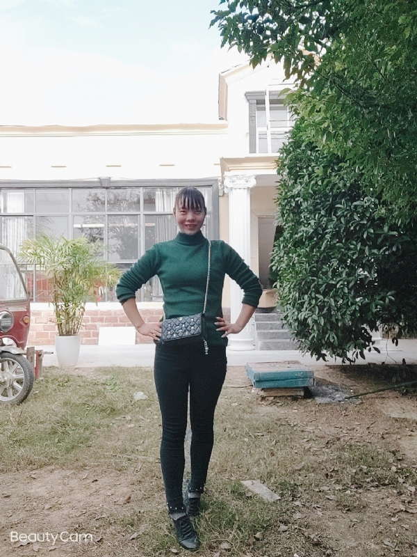 魏沐阳子的第一张照片--驻马店相亲服务中心