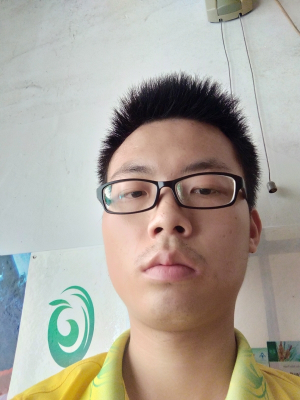 舒荷的第一张照片--驻马店相亲服务中心