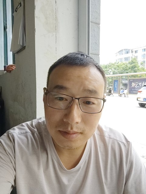 转身的距离的第一张照片--驻马店相亲服务中心