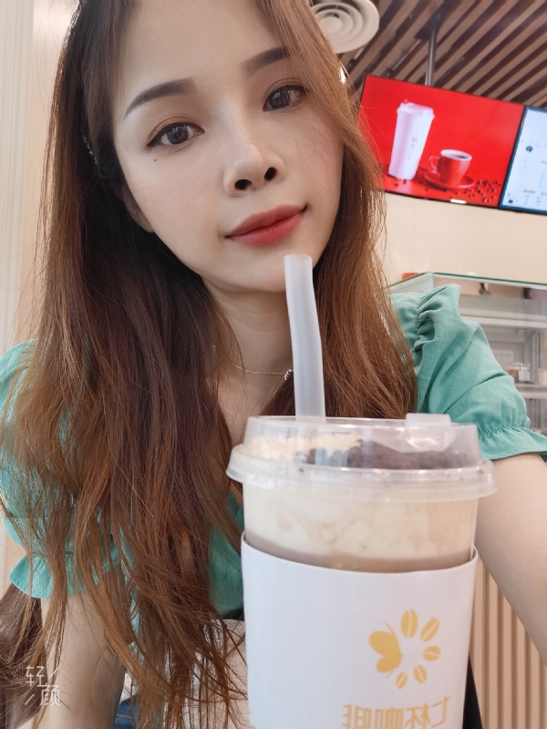 丽丽子的第一张照片--驻马店相亲服务中心