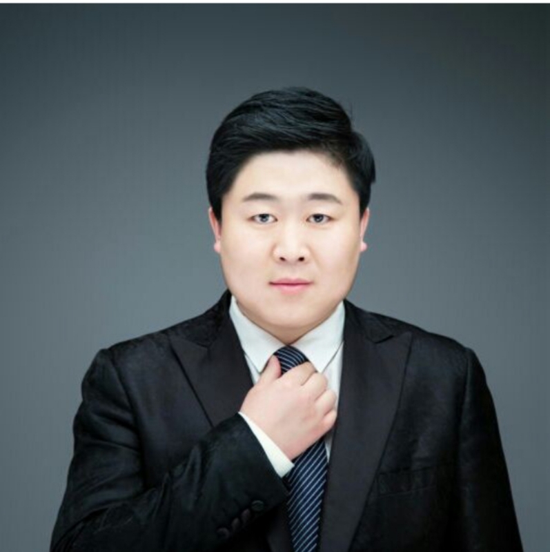 迷途小书童的第一张照片--驻马店相亲服务中心