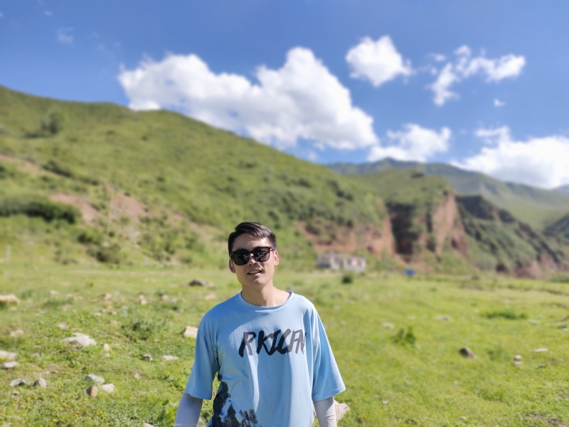 祁三岁的第一张照片--驻马店相亲服务中心