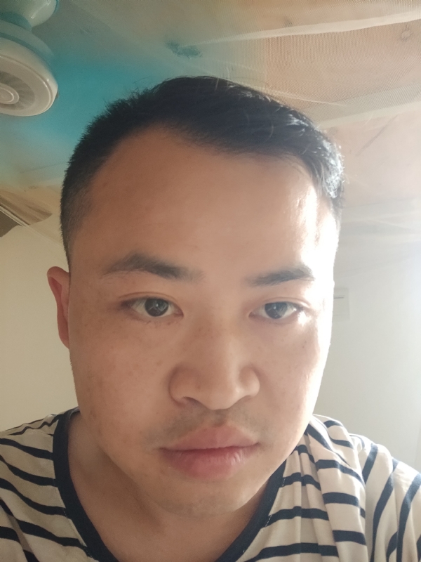 一切随缘的第一张照片--驻马店相亲服务中心