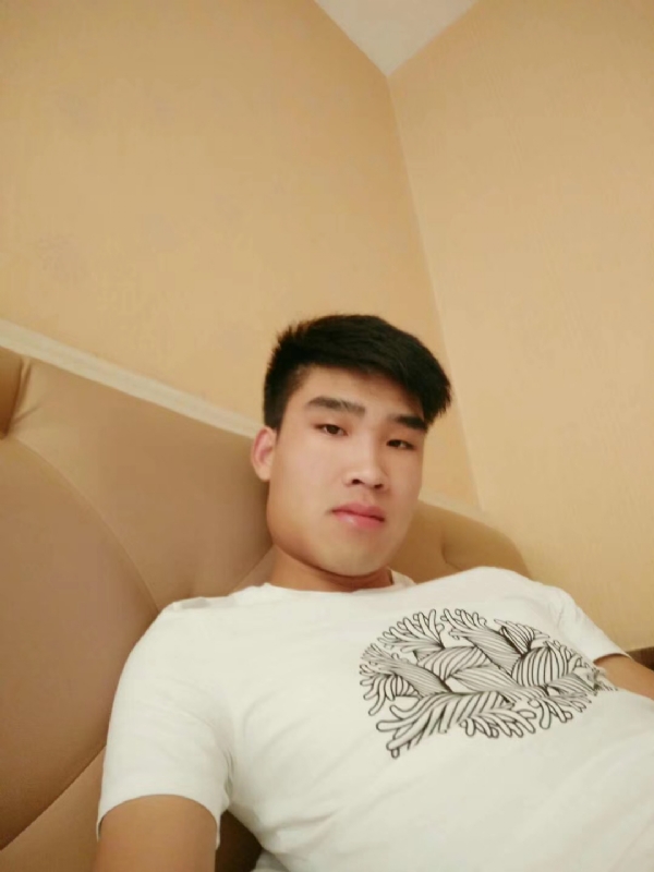 谁不曾孤单上路的第二张照片--驻马店相亲服务中心