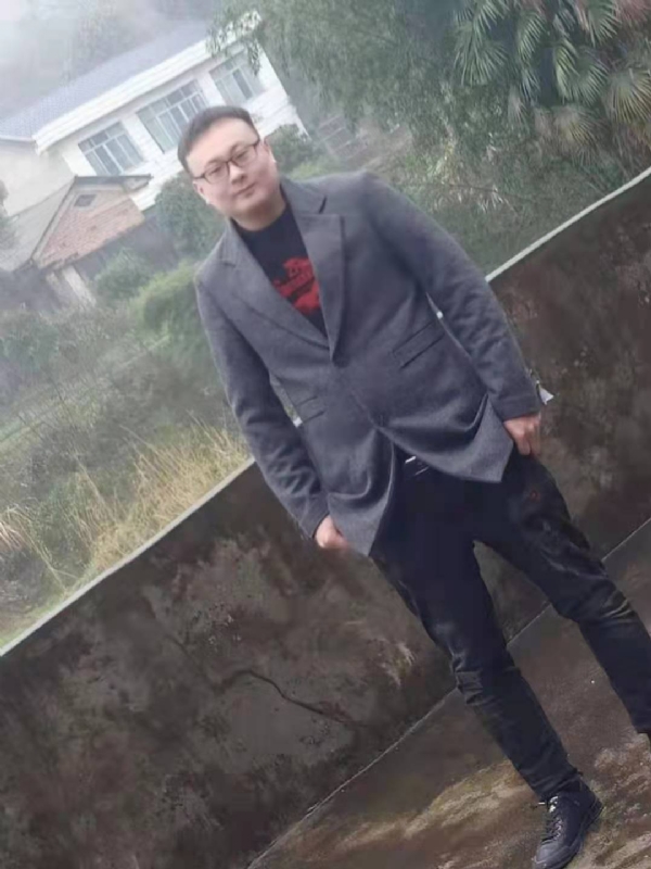 冰城的第一张照片--驻马店相亲服务中心