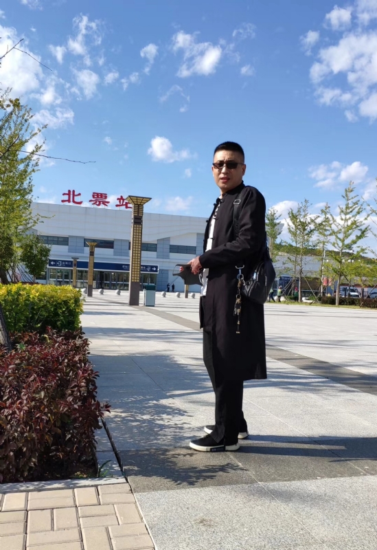 仟佰渡的第一张照片--驻马店相亲服务中心