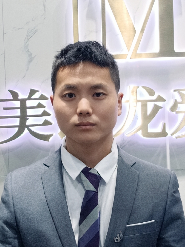 武路的第一张照片--驻马店相亲服务中心