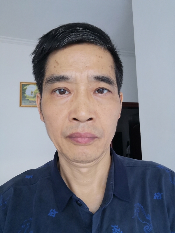 痴心爱人的第三张照片--驻马店相亲服务中心