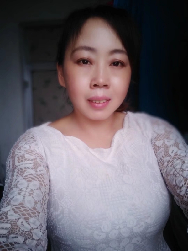 笑看人生的第一张照片--驻马店相亲服务中心