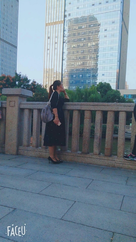 清秋的第二张照片--驻马店相亲服务中心