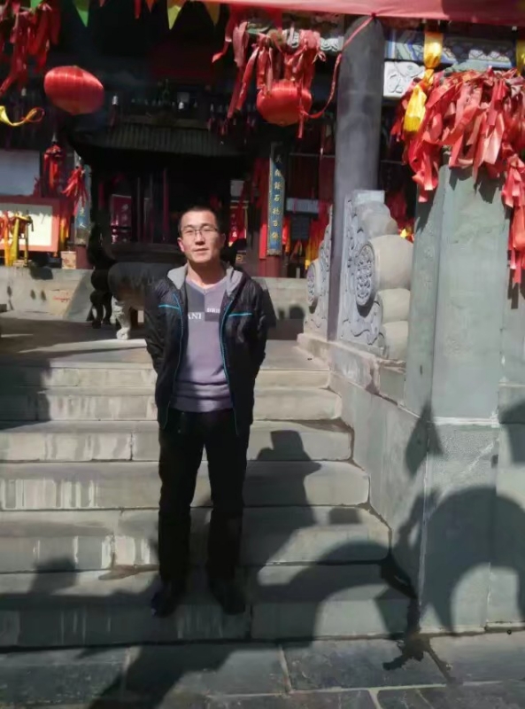 淡然的第一张照片--驻马店相亲服务中心