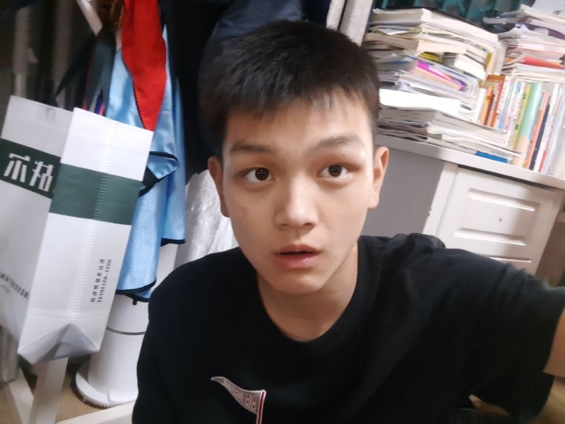 找人月的第一张照片--驻马店相亲服务中心